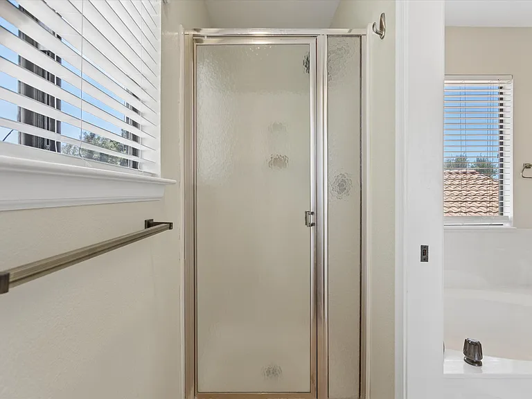 15805 N 51st St — Photo 31