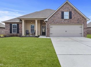 14271 Whippoorwill Rd, Gulfport, MS 39503