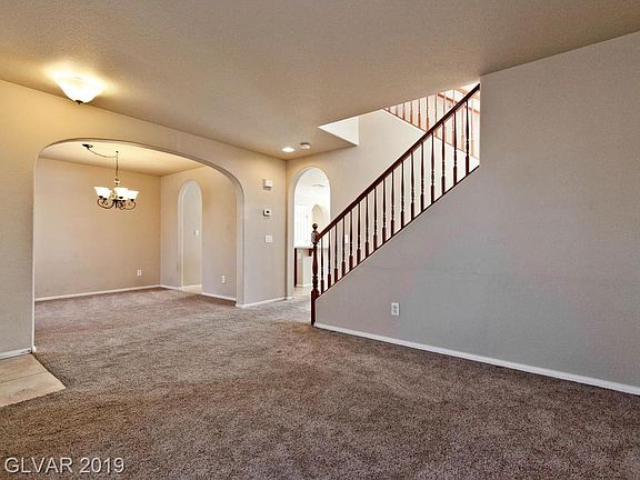 4th image of 817 Chula Vista Hills Dr