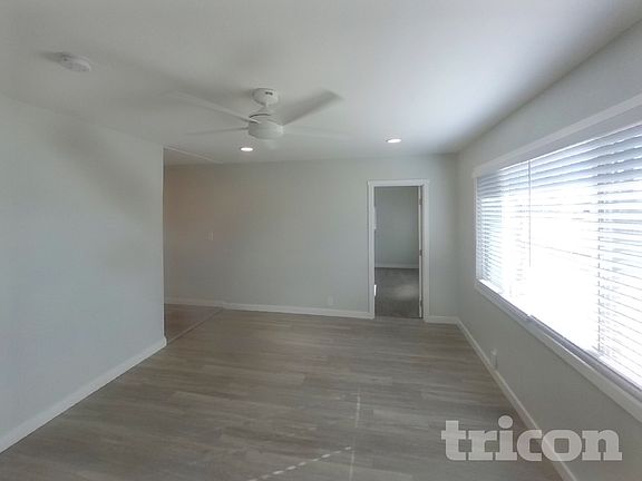 3rd image of 1224 Norwood Ave
