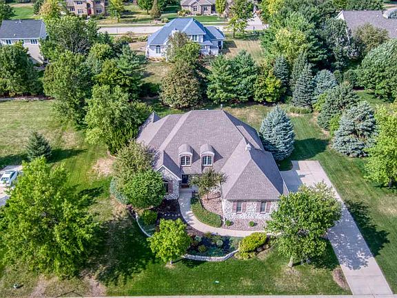 4th image of 3109 Wellington Dr