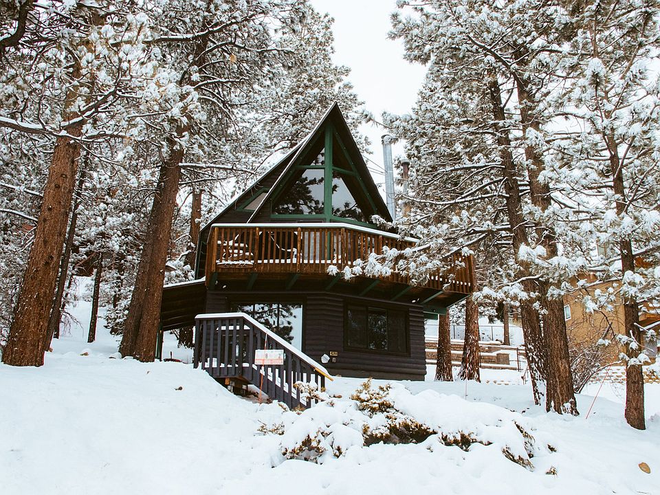 1st image of 43744 Yosemite Dr