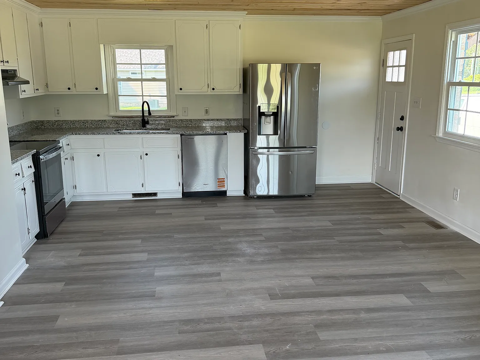 3 bed, 1000 sqft, $1,425 — Photo 4