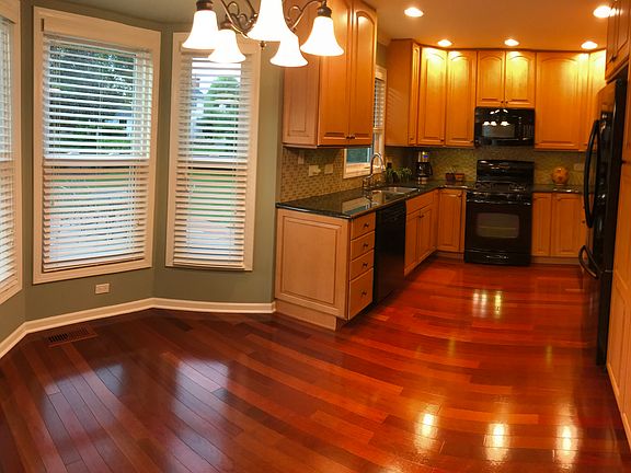 2nd image of 316 Wooded Knoll Dr