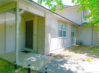 106 NW Park St APT D, Bentonville, AR 72712