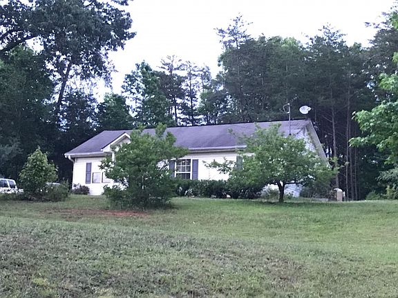 3rd image of 13 Burnt Trail Dr