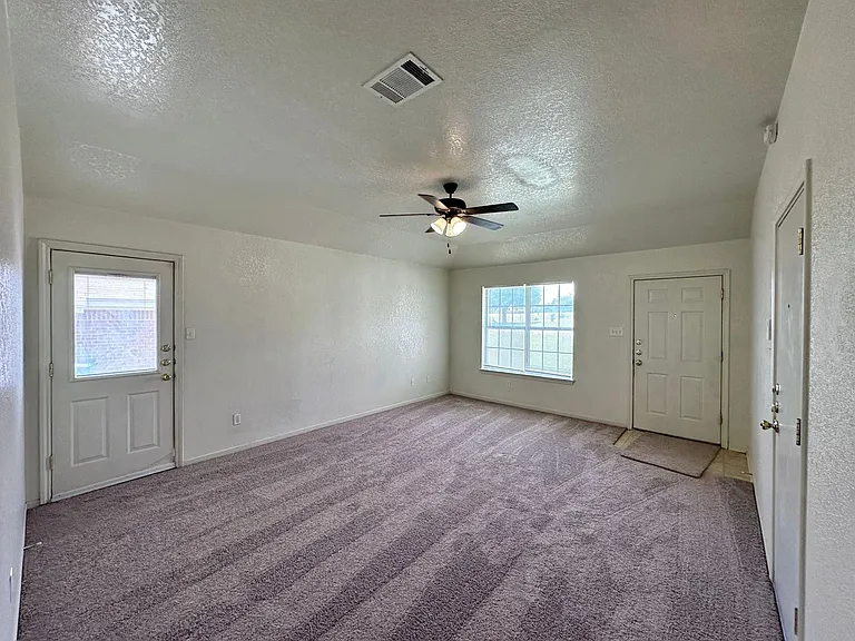 2207 Indian Trl — Photo 6