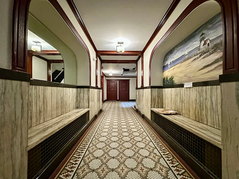 452 Park Dr #4 — Photo 11