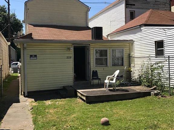 3rd image of 229 N 26th St