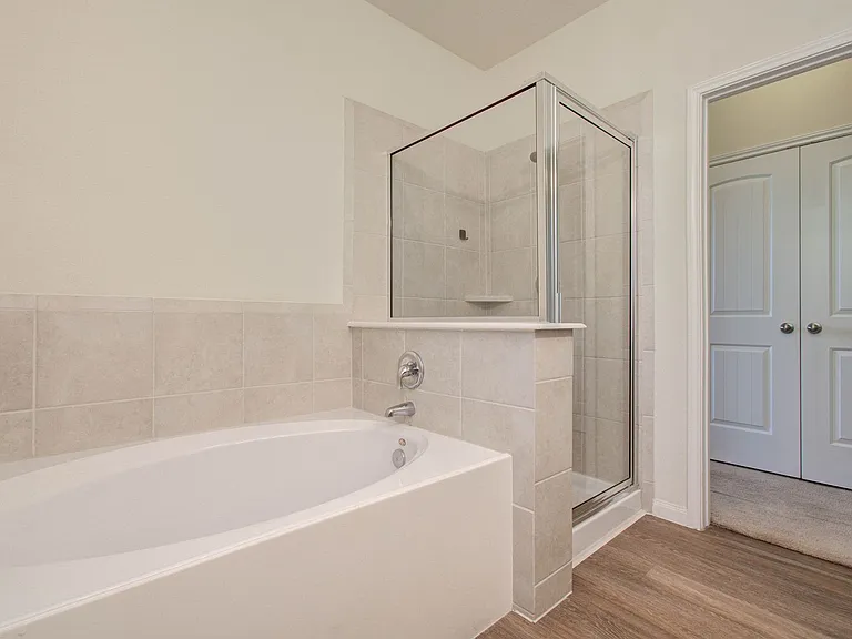 10410 Solitude Way — Photo 24