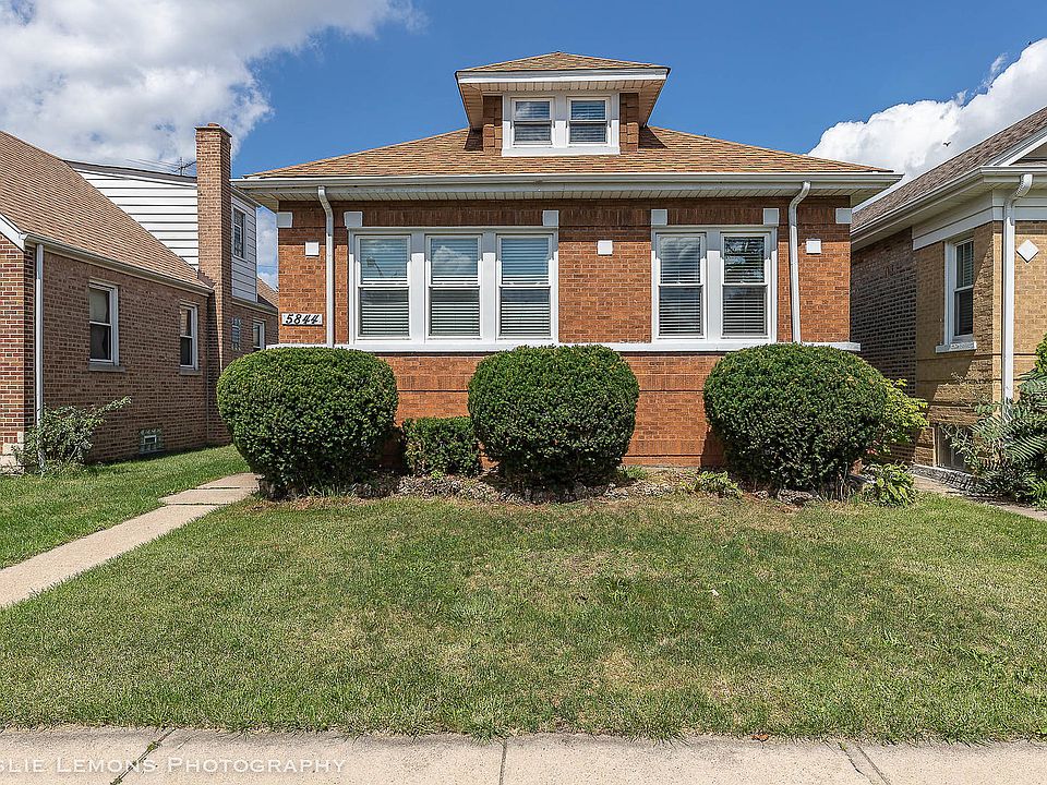 1st image of 5844 W Wilson Ave