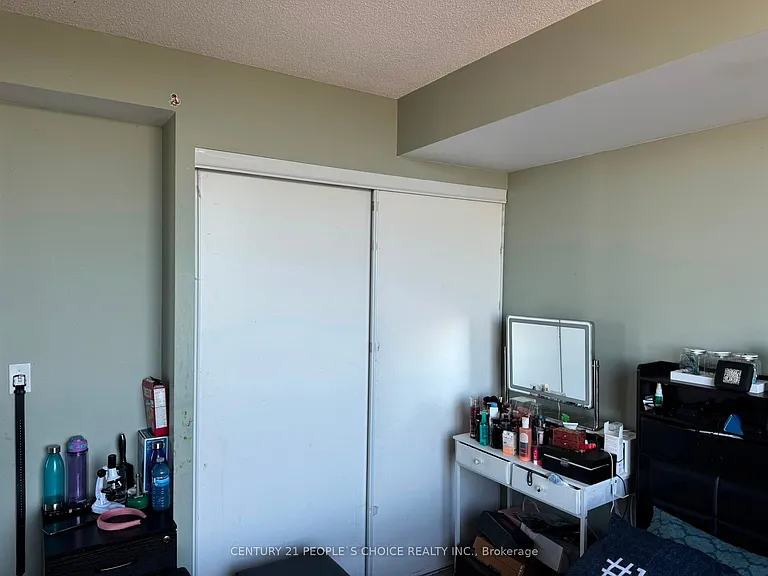 2545 Erin Centre Blvd #1504 — Photo 19