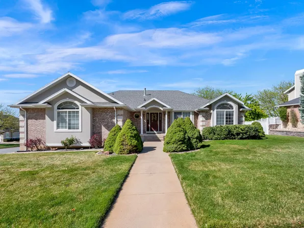 736 S Deer View Cir, Fruit Heights, UT 84037