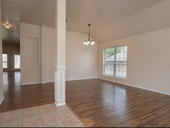 3rd image of 302 Howard Way Dr