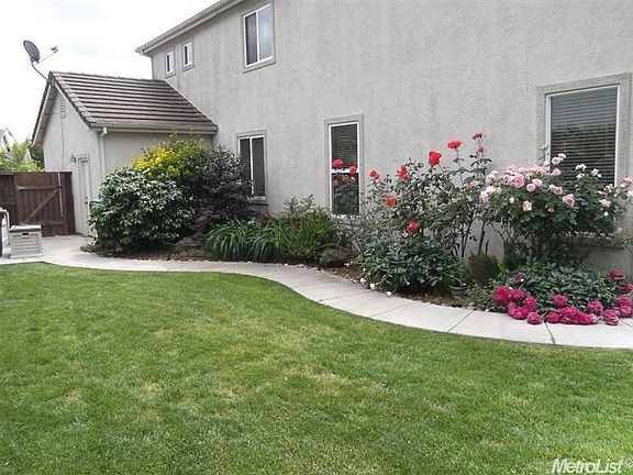 2nd image of 4026 Pine Lake Cir