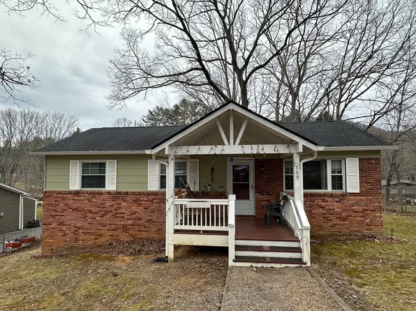 705 N Cherokee Ave, Black Mountain, NC 28711