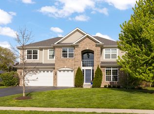 1711 Driving Park Rd, Wheaton, IL 60187