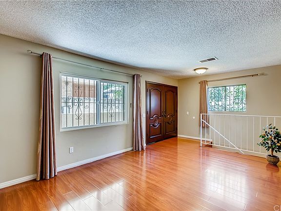 4th image of 503 S Orange Ave APT C