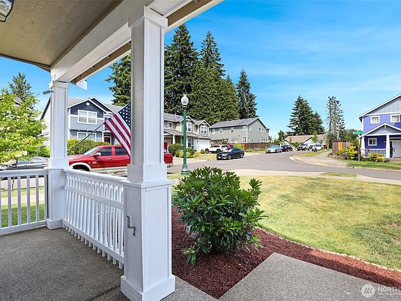 3rd image of 1225 Kiely Drive SE