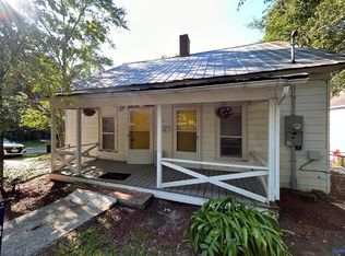 24 S Broad St, Covington, GA 30014