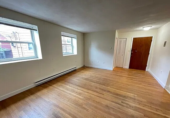 10 Armington St — Photo 1