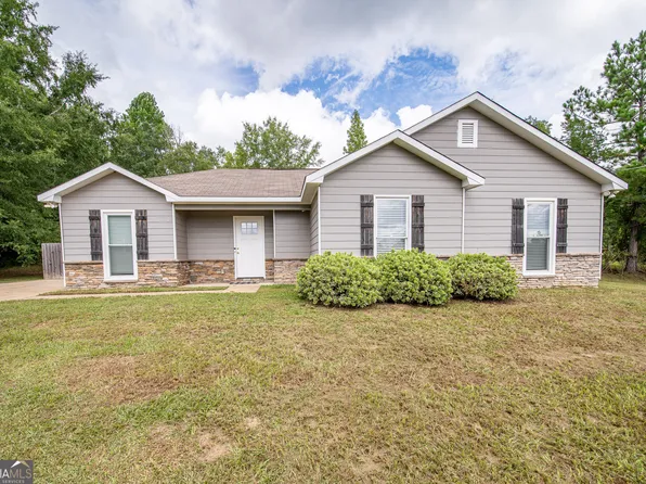 111 Lee Road 2068, Phenix City, AL 36870