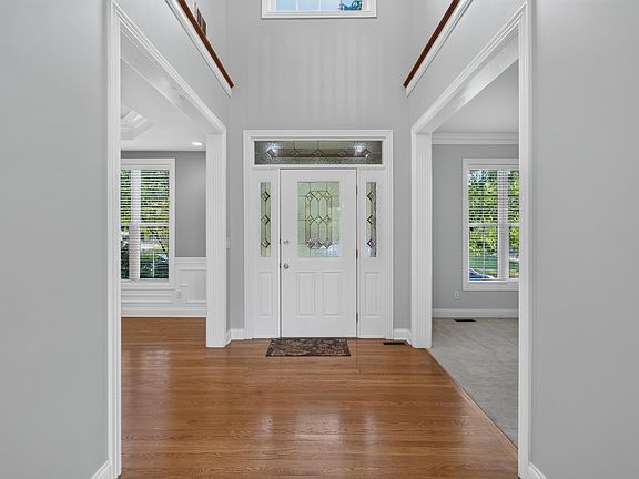 5th image of 2228 Barnwell Ln