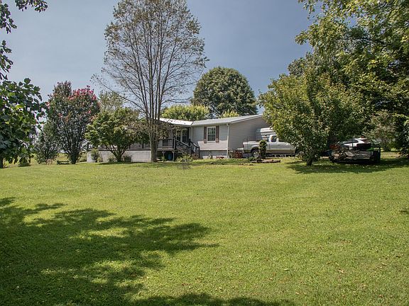 3rd image of 218 Peters Pvt Dr
