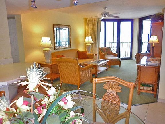 3rd image of 6640 Estero Blvd #1101