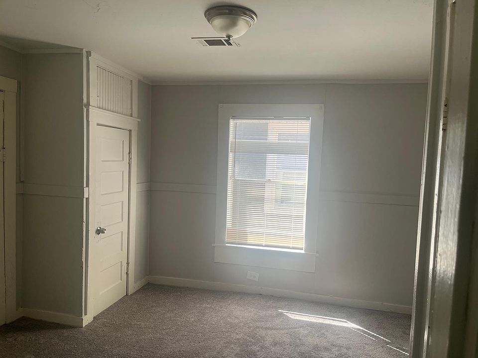 1st image of 3112 W 16th St