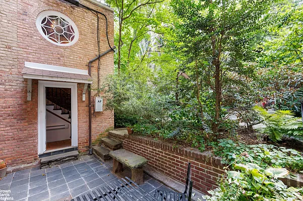 Rented by Brown Harris Stevens | media 17