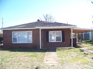 1205 Nashville Ave, Sheffield, AL 35660