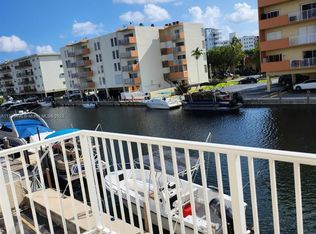3536 NE 168th St APT 203, North Miami Beach, FL 33160