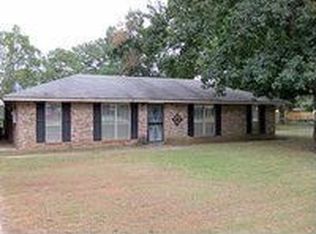 202 3rd St, Wetumpka, AL 36092