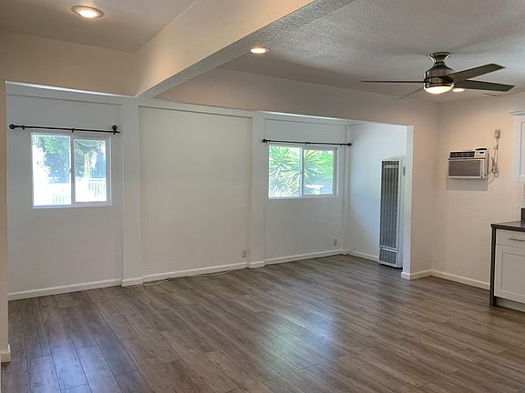 5th image of 3906 Fernwood Ave #1