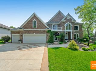 23 Hawk Feather Cir, Madison, WI 53717