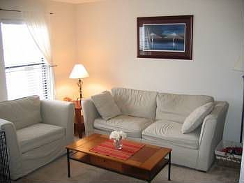 2nd image of 8831 Creve Coeur Ln