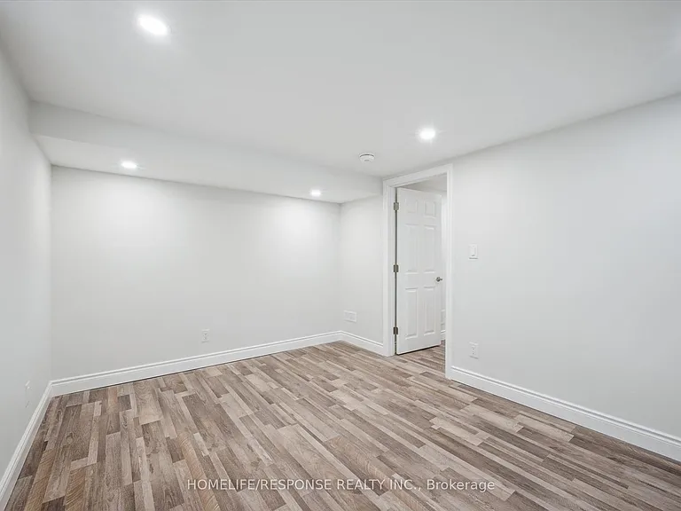 118 Selkirk Dr #BASEMENT — Photo 9