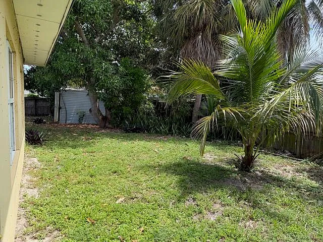 3 bed, 2.0 bath, 1445 sqft, $3,150 — Photo 2