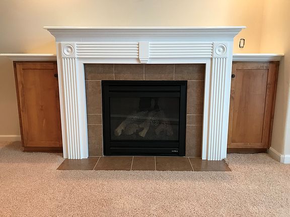 3rd image of 5904 Shoreview Ln N