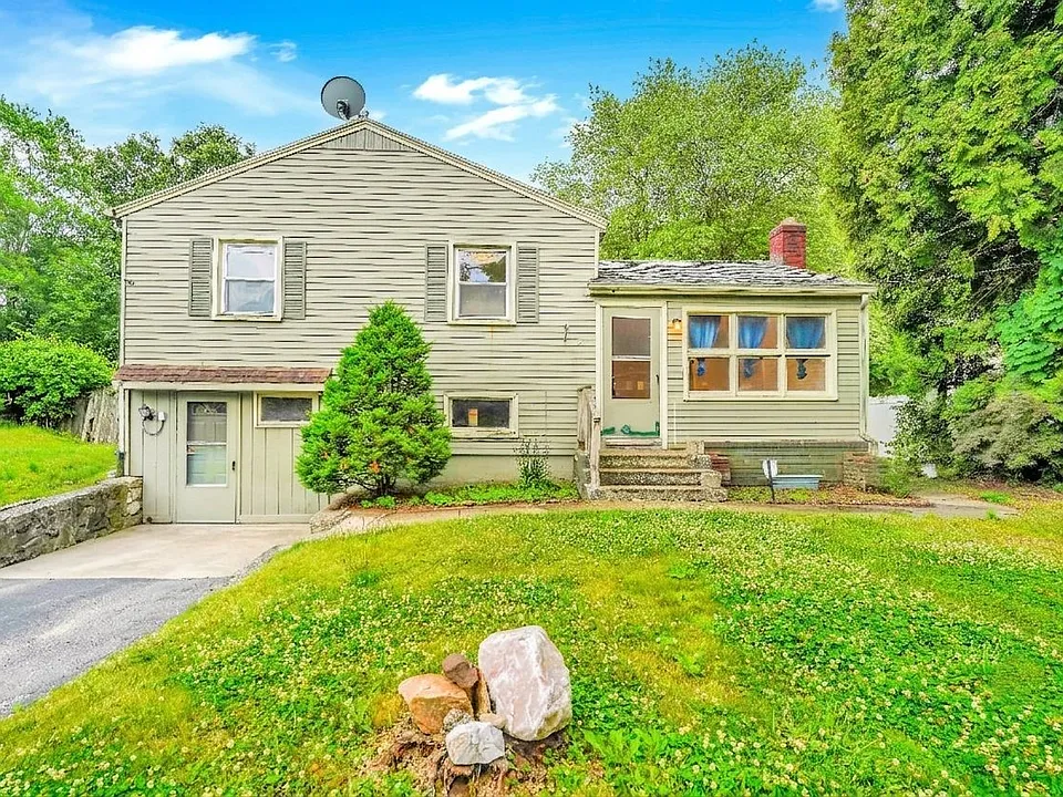 71 Devonwood Dr