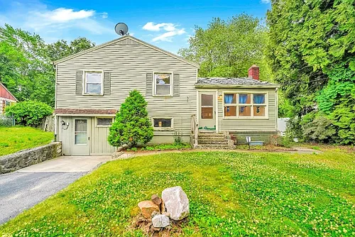 71 Devonwood Dr Photo 1