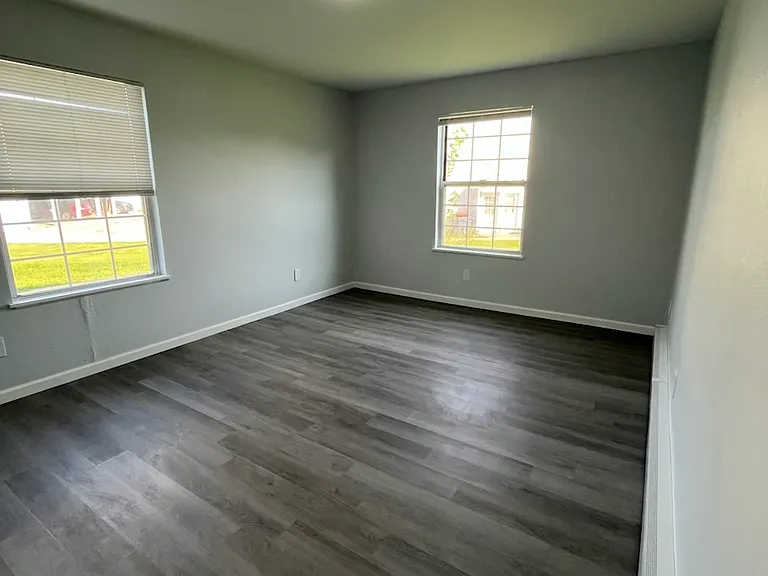 326 Stratford Way #2 — Photo 8