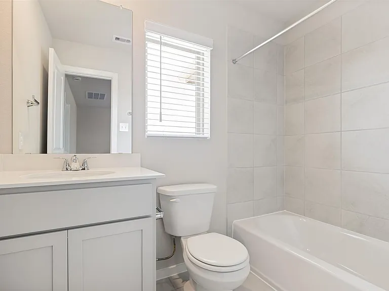5218 Pecan Orchard Trl — Photo 10