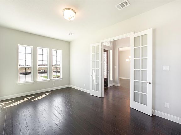 4th image of 8633 Bandon Dunes Dr