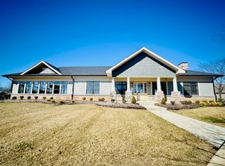 145 Abbey Rd #145, Versailles, KY 40383