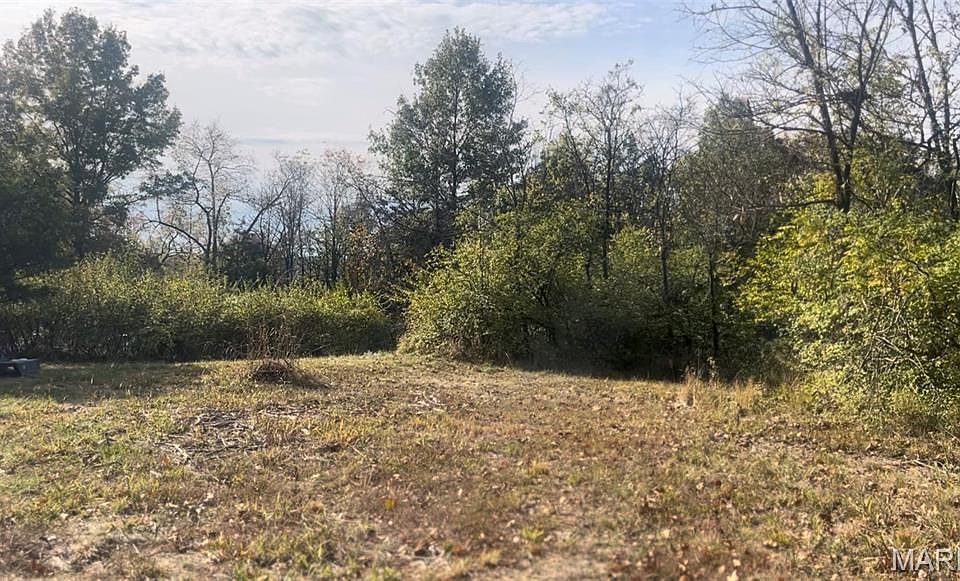 1st image of 5695 Hill View Dr