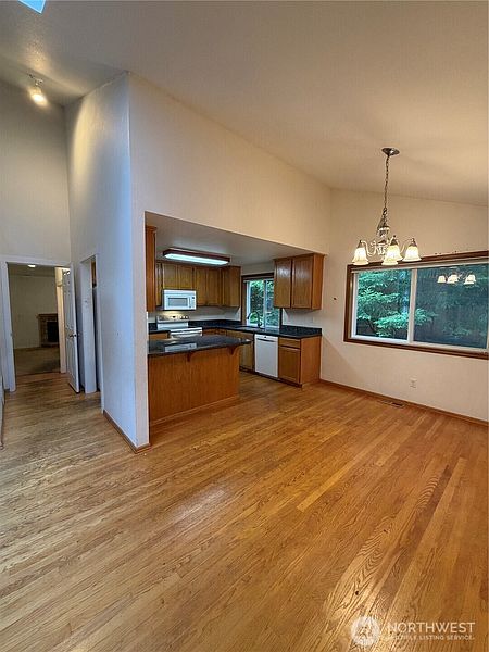 4th image of 1107 Stevens Street