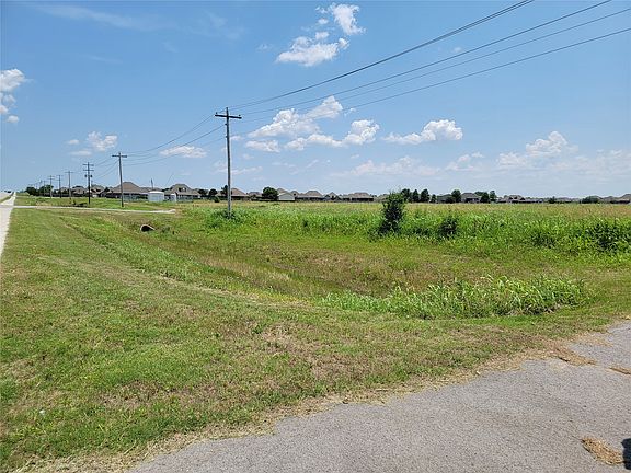 5th image of 6498 E Highway 20
