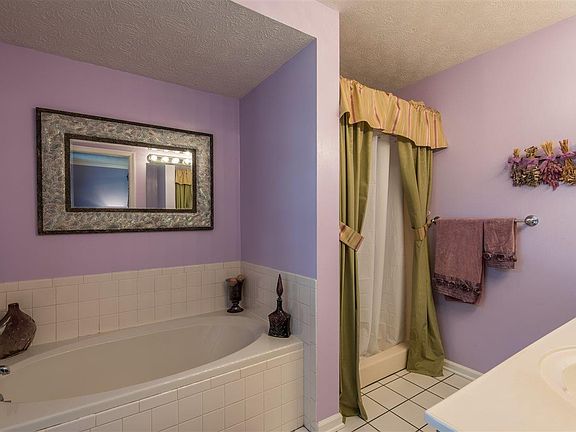 5th image of 809 Whitesburg Dr